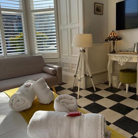 Edinburgh37 Hotel Bagian luar foto